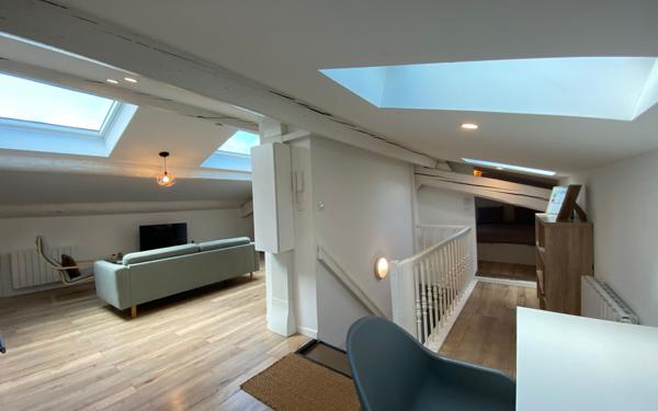 Appartement à louer    1 pièce •  Castres