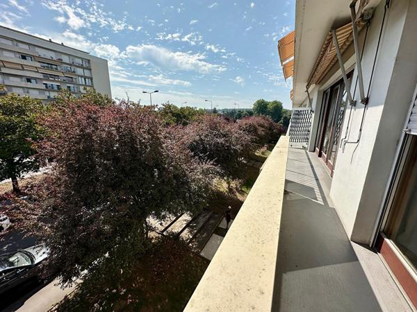 TOURS- Appartement  4 pièces  - 101.79m²
