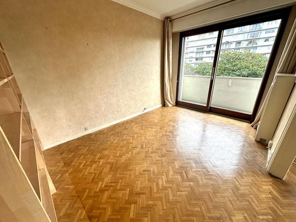 TOURS- Appartement  4 pièces  - 101.79m²
