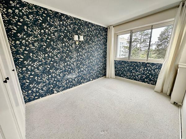 TOURS- Appartement  4 pièces  - 101.79m²