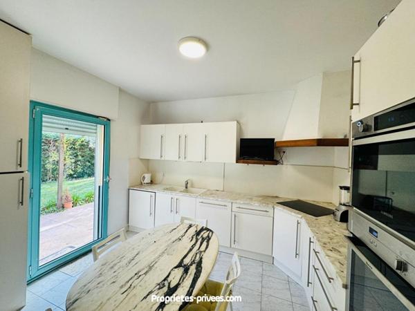 Appartement 3 pièces 90 m2, 530m2 de jardin, piscine