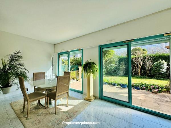Appartement 3 pièces 90 m2, 530m2 de jardin, piscine
