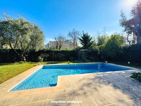 Appartement 3 pièces 90 m2, 530m2 de jardin, piscine