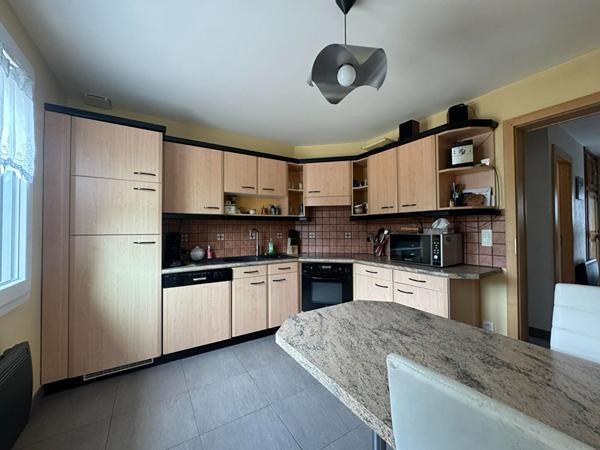 Maison - 5 pièces - 90 m²