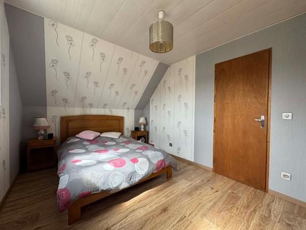 Maison - 5 pièces - 90 m²