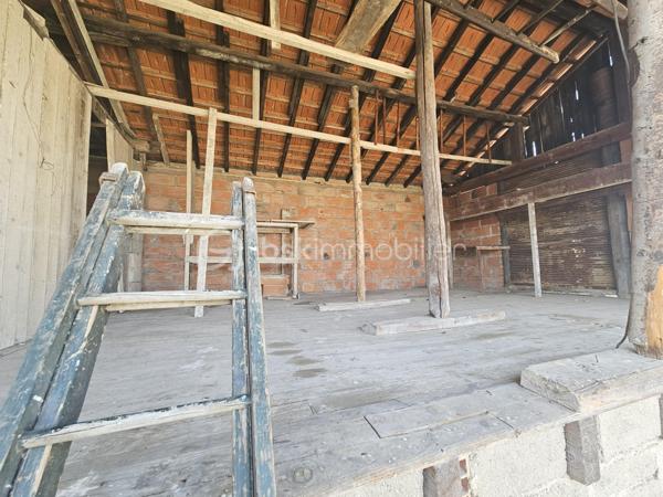 Terrain de 1 130 m²