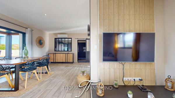 EN EXCLUSIVITE - PLAIN PIED - 3 CHAMBRES DONT UNE SUITE - STUDIO - 2 CHAMBRES D'APPOINT - GARAGE - PISCINE