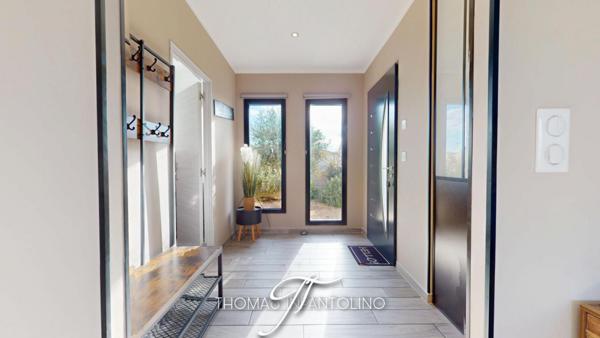 EN EXCLUSIVITE - PLAIN PIED - 3 CHAMBRES DONT UNE SUITE - STUDIO - 2 CHAMBRES D'APPOINT - GARAGE - PISCINE