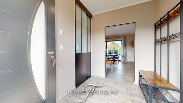 EN EXCLUSIVITE - PLAIN PIED - 3 CHAMBRES DONT UNE SUITE - STUDIO - 2 CHAMBRES D'APPOINT - GARAGE - PISCINE