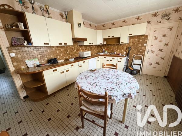 Maison à vendre 5 pièces 97 m² Parthenay