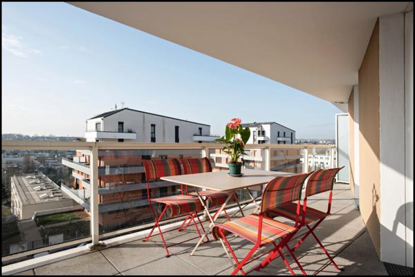 Appartement à vendre 4 pièces avec terrasse BAGNEUX (92)