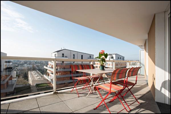 Appartement à vendre 4 pièces avec terrasse BAGNEUX (92)