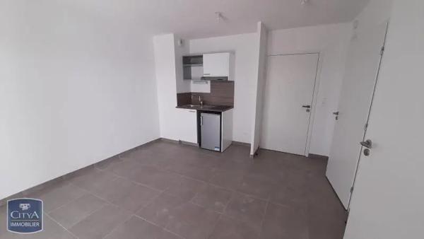 Appartement à louer 1 pièce 26.9m² Nîmes (30000)