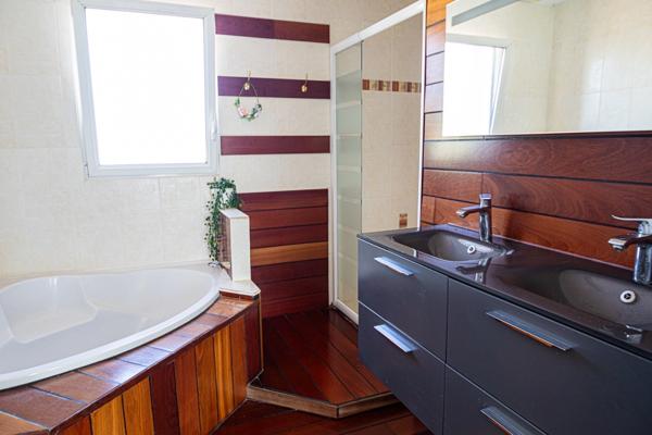 Maison à vendre 7 pièces PLOURHAN (22)