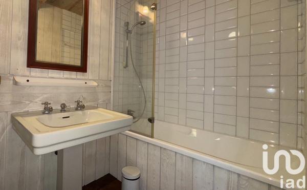 Gîte 11 pièces de 364 m² à Laroquebrou (15150)