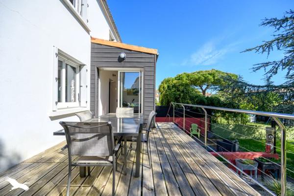 Maison à vendre |                                       Lagord |                                        6 pièces  |  123 m²