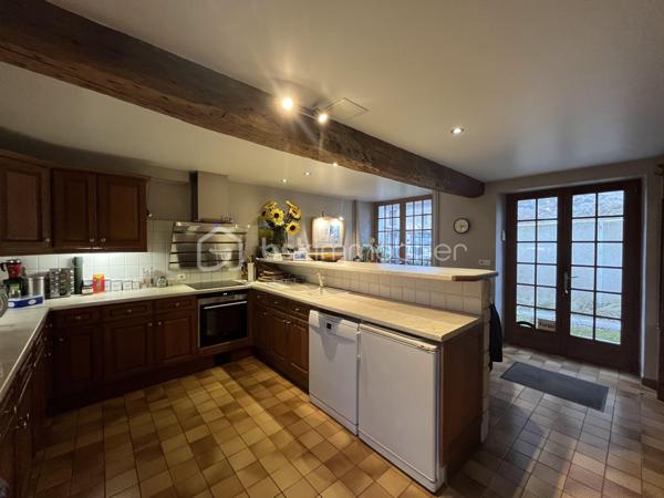 Maison en pierre de 210 m²