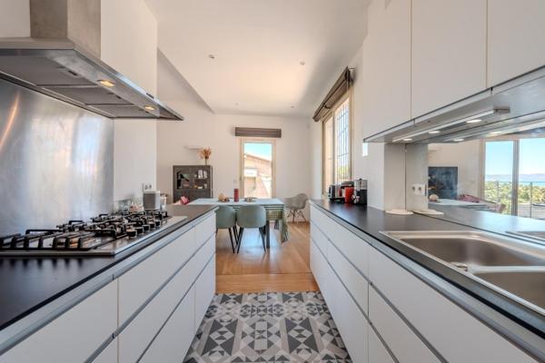 Vente / Maison T5 à Marseille (7ème arr.) (13007)
