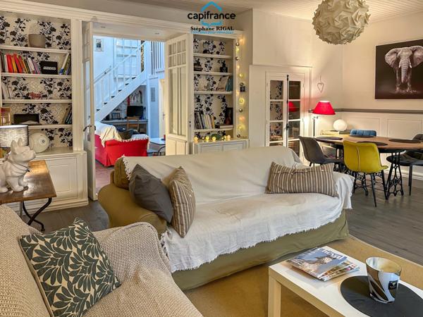 Propriété à vendre 8 pièces, propriété de 220m2 chalet - boxes à chevaux - dépendances sur 7ha de terrain