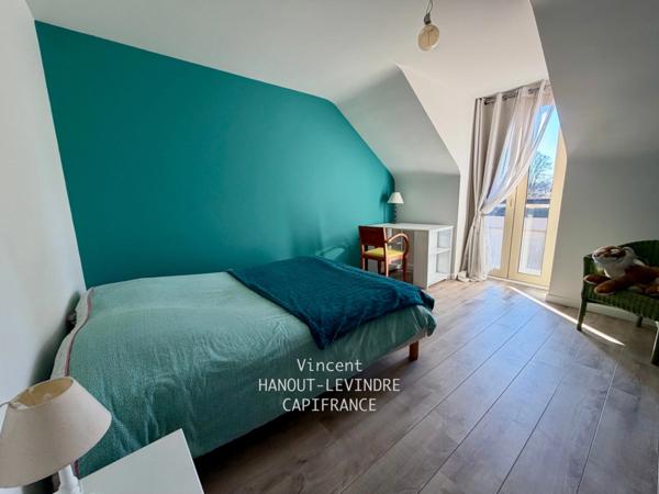 Maison à vendre 10 pièces TIERCE (49)