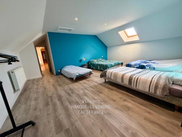 Maison à vendre 10 pièces TIERCE (49)