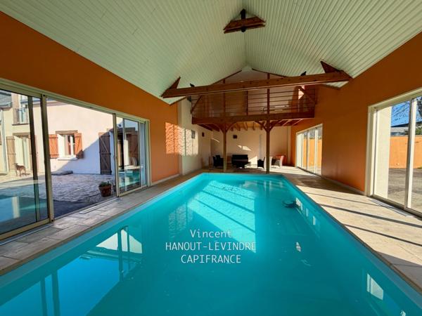 Maison à vendre 10 pièces TIERCE (49)