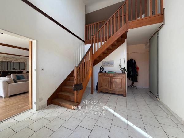 Maison à vendre 10 pièces TIERCE (49)