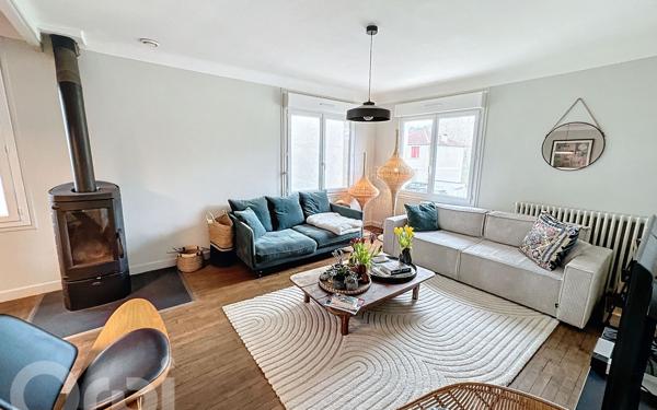 Maison à vendre    6 pièces •  Brive-la-Gaillarde