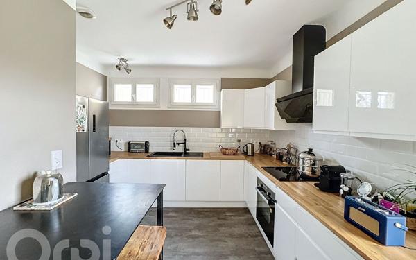 Maison à vendre    6 pièces •  Brive-la-Gaillarde