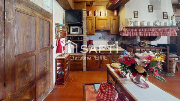 Maison de Maitre du XVIII siècle sur 8000 m2 terrain