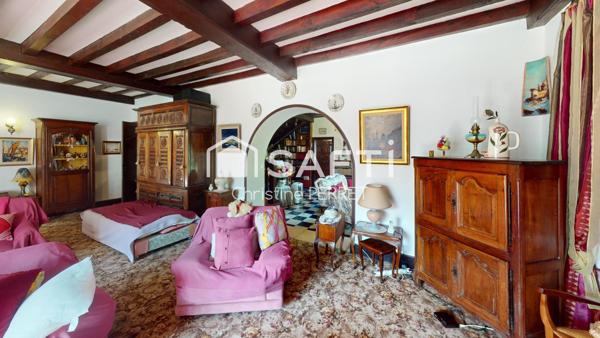 Maison de Maitre du XVIII siècle sur 8000 m2 terrain