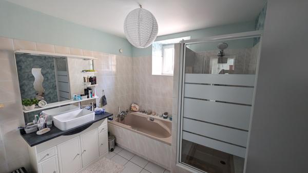 Janzé (35150) À VENDRE – EXCLUSIVITÉ Maison d’architecte 174 m² – Terrain 984 m² – Brie (35150), proche Janzé / Rennes