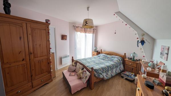 Janzé (35150) À VENDRE – EXCLUSIVITÉ Maison d’architecte 174 m² – Terrain 984 m² – Brie (35150), proche Janzé / Rennes