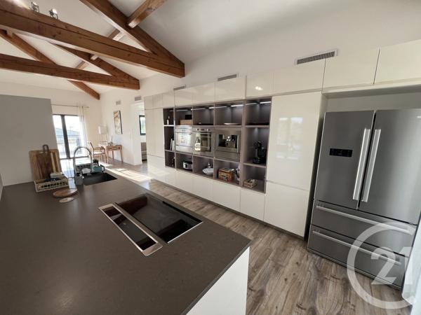 Appartement F5 à vendre  5 pièces - 200 m2 SANTA MARIA DI LOTA - 202