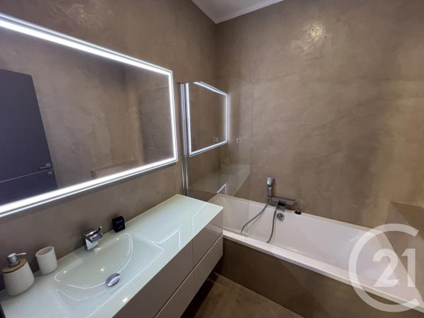 Appartement F5 à vendre  5 pièces - 200 m2 SANTA MARIA DI LOTA - 202