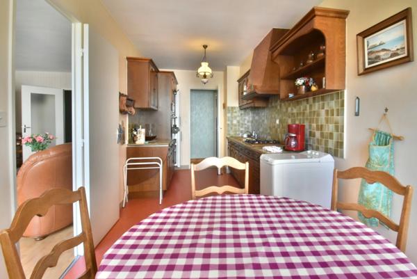 Appartement Spacieux et lumineux de 88 m² 4 pièces au Montmorency II – 6e étage avec balcon à LAVAL (53)