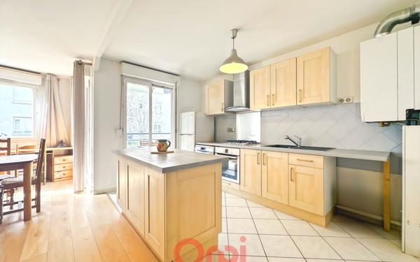 Appartement à vendre    3 pièces • 70 m2 Villeurbanne