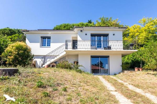 Maison à vendre |  Bon-Encontre |  6 pièces | 110 m²
