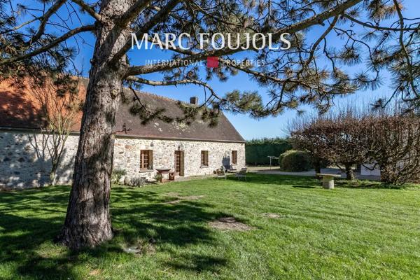 Maison de maitre avec dépendances