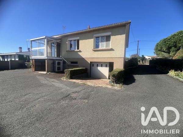 Maison à vendre 4 pièces 98 m² Saint-Jean-de-Thouars