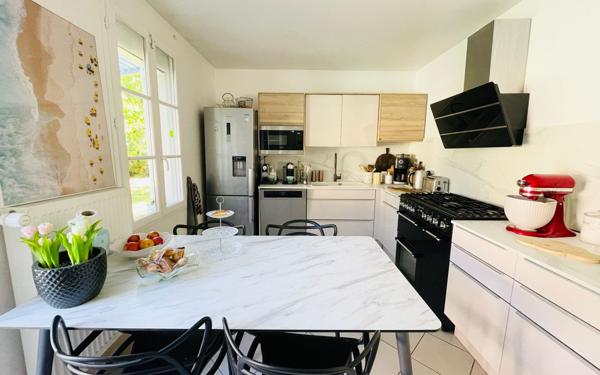 Maison à vendre    5 pièces • 140 m2 Magny-le-Hongre