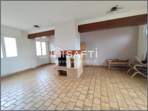 Maison de semi  individuelle,3 chambres, garage ,sous sol complet  et jardin