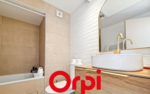 Appartement à vendre    2 pièces • 33,40 m2 Bandol