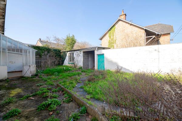 Maison avec fort potentiel - Jardin, garage, Rennes