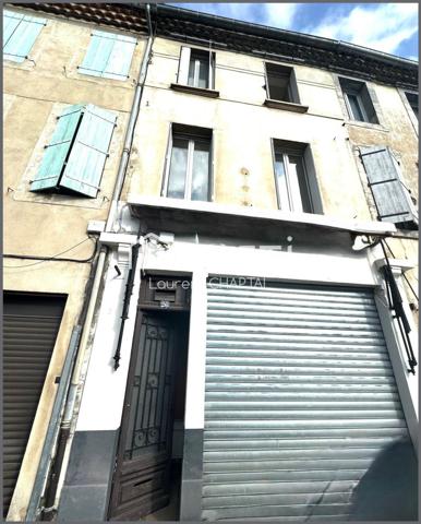 Immeuble avec gros potentiel.