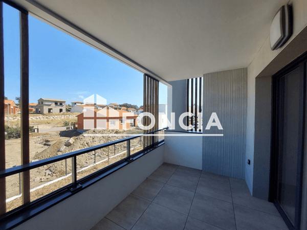 Location Appartement 2 pièces 41.1 m² - RUE HAN COLL Perpignan 66000
