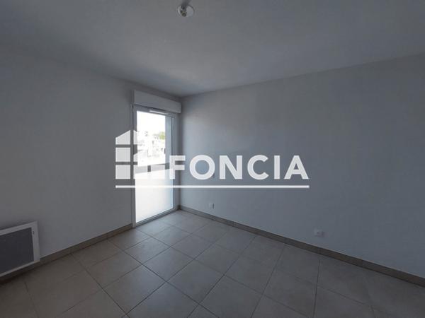Location Appartement 2 pièces 41.1 m² - RUE HAN COLL Perpignan 66000