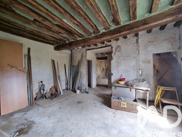 Maison à vendre 5 pièces 253 m² Laroche-Saint-Cydroine