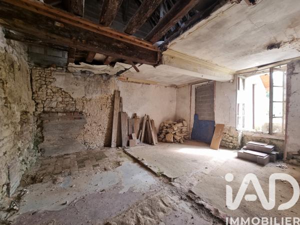 Maison à vendre 5 pièces 253 m² Laroche-Saint-Cydroine
