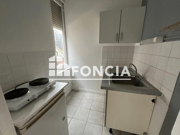 Location Studio 25.43 m² - 28 RUE AVALASSE Rouen 76000